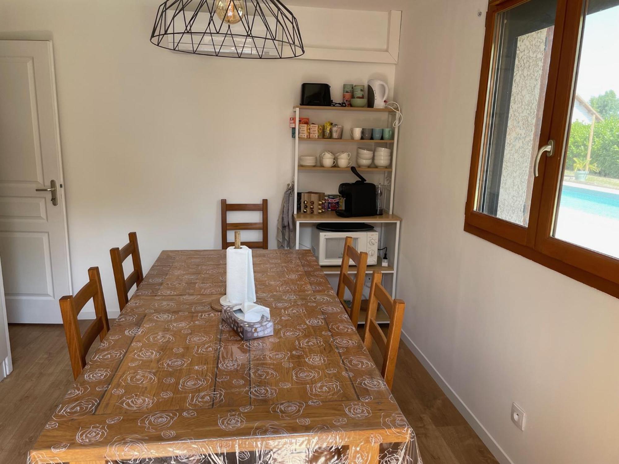 Le Double C Bed & Breakfast Saint-Victor-de-Morestel Bagian luar foto